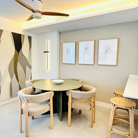 New Oceanfront Luxury Sinesedesignhomes Appartement Torremolinos